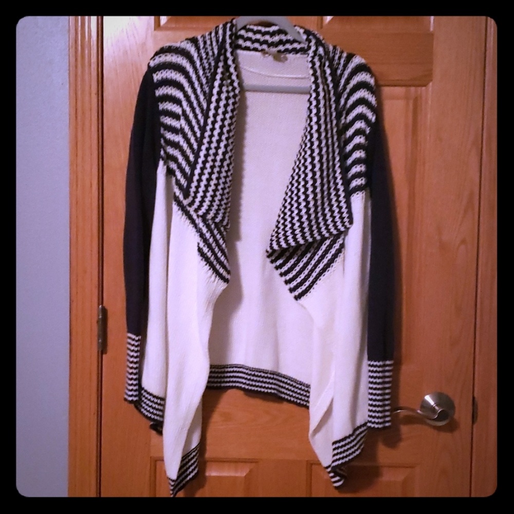 Loft shawl cardigan in blue and white